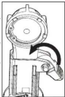 MILWAUKEE M12 HammerVac 250922 - Installing/Removing Nozzle - 1