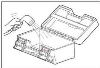 MAKITA DRC300 - Toz kutusunun ve filtrenin bakimi ve degistirilmesi - 5