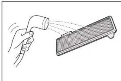MAKITA DRC300 - Toz kutusunun ve filtrenin bakimi ve degistirilmesi - 4