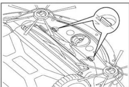 MAKITA DRC300 - Mantenimiento y sustitución del cepillo principal - 2