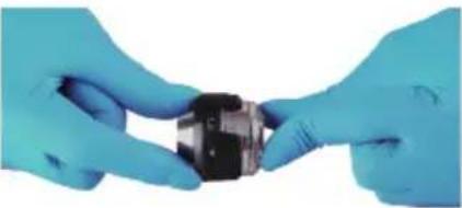 MILWAUKEE M18 297422 - Installing the Protective Covers - 1
