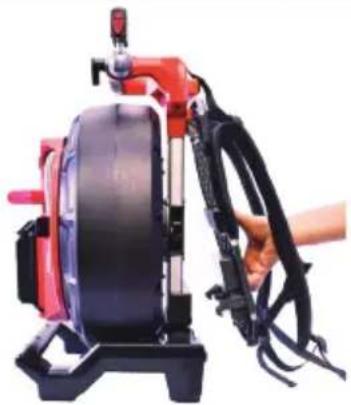 MILWAUKEE M18 297422 - Installing the Backpack Plate - 3