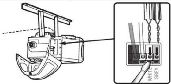 CHAMBERLAIN B2405C - OPTION A - INSTALLATION WITH NO PRE-WIRING - 3