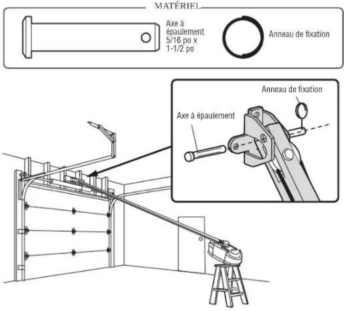 CHAMBERLAIN C2102C - ÉTAPE 3 Fixer le rail au support de linteau - 1