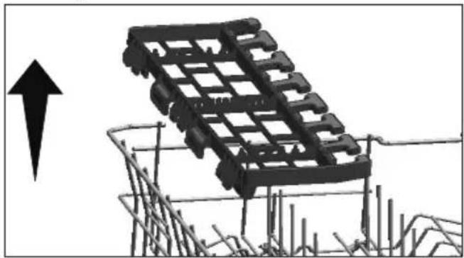 GRUNDIG GNFP4621XB - Grille de service multifonction du panier supérieur - 2