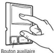 LIFT-MASTER 378LMC - Programmation du Grand Bouton-Poussoir ou du Bouton Auxiliaire pour un Ouvre-Porte de Garage - 1