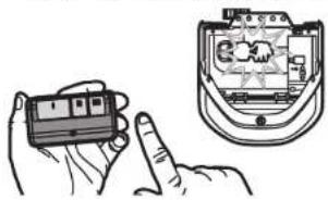 CHAMBERLAIN 050DCTBMC - Programar un control remoto con el botón learn (aprender) - 3