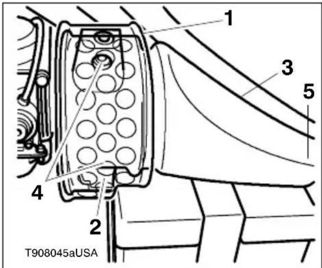 TRIUMPH Bonneville America (2004) - Dépose de la batterie - 1