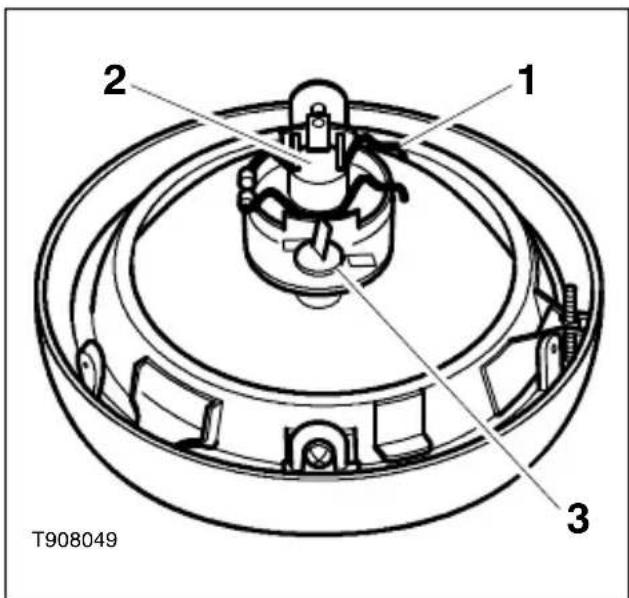 TRIUMPH Bonneville America (2004) - Remplacement d'une ampoule de phare/feu de position. - 2