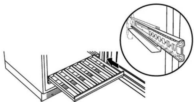Technical line drawing of a mechanical assembly with an inset showing a close-up of a component (no text or symbols present)