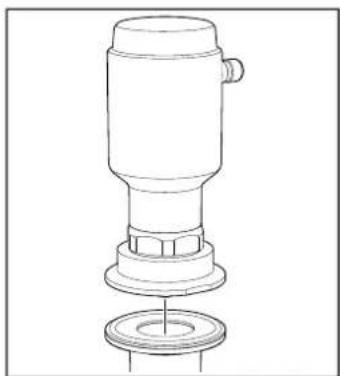 IFM LW2720 - Monter l'appareil avec un adaptateur tri-clamp - 2