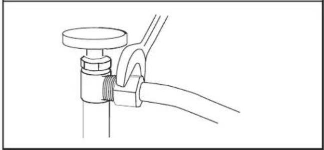 JENN-AIR JDPSS244LM - Fixer la canalisation d'alimentation en eau - 1