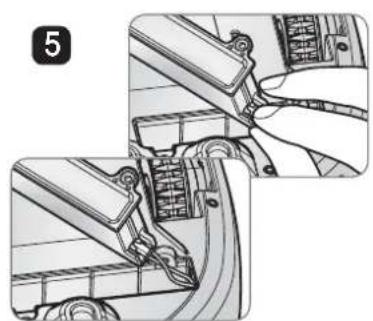 LG VR64702LVMT - Removing / Refi tting the battery pack - 8