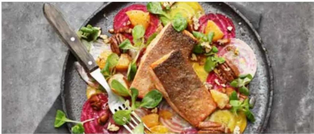 GRAEF SKS700 - Rostad fjällröding med rödbetor carpaccio mandariner, pekannötter och machésallad - 1