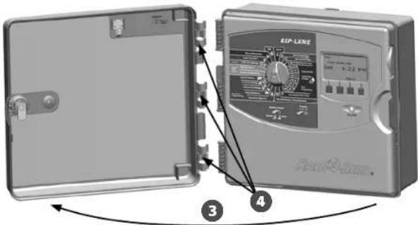 RAIN BIRD ESPLXMEF - Accéder au boîtier du programmateur Dépose de la porte du boîtier et du tableau de commande - 2