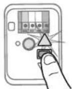 CHAMBERLAIN 041D80061 - CAUTION - 1