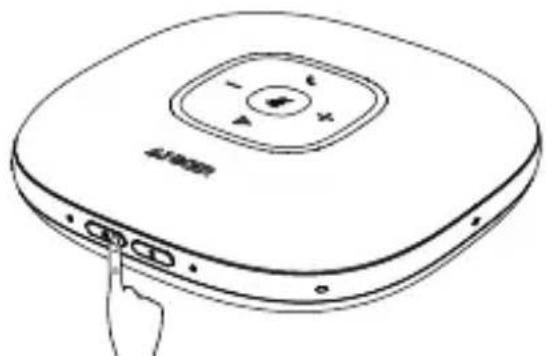 Anker PowerConf - Accensione/Spegnimento - 1