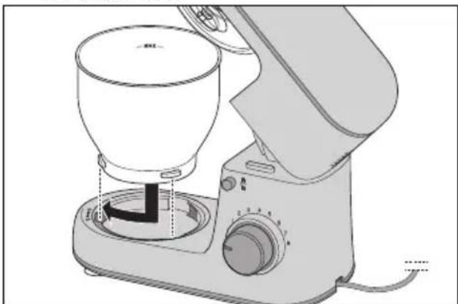 SILVERCREST SKM 600 C2 - Inserting the mixing bowl - 1