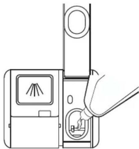 AIRLUX ADI4050 - Remplir le réservoir d'aide au rinceage - 3