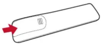 VIEWSONIC LD108121 - Insertion des piles de la télécommande - 2