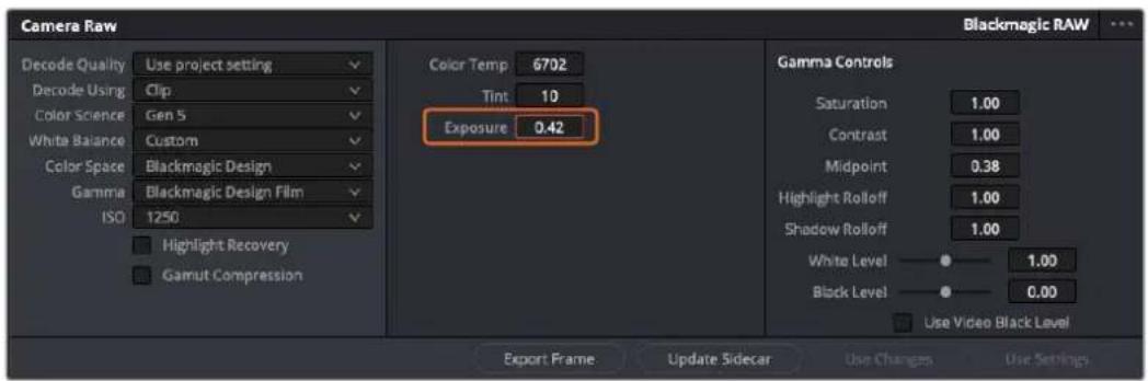 Blackmagic Design URSA Broadcast G2 - Blackmagic URSA Broadcastのゲイ設定を使用て露出を調整 - 1