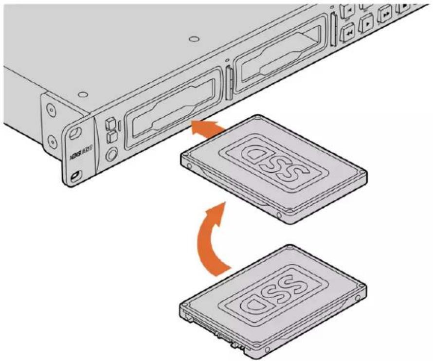 Blackmagic Design HyperDeck Studio 4K Pro - Para insertar una unidad SSD: - 2
