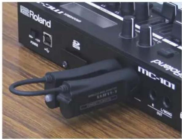 ROLAND WM1D - Connexions - 1