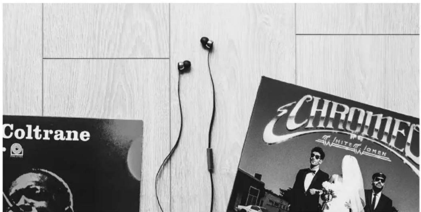 Sudio Regent II - PHIL COLLINS GAVE US DETERMINATION AND THE NAME - 2