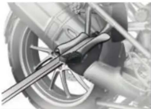 BMW R 1250 GS (2022) - Composants coincés - 1