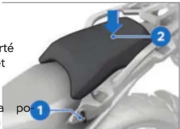 BMW R 1250 GS (2022) - Dépose de la selle passager - 2
