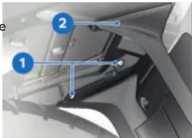 BMW K 1600 GTL (2022) - Montage de la roue arrirédans le sens inverse du sde rotation - 4