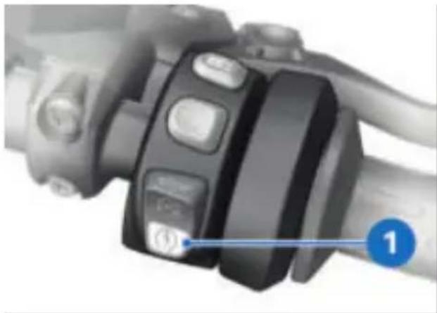 BMW K 1600 GTL (2022) - Utilisation de l'assistance demarche arriere - 1