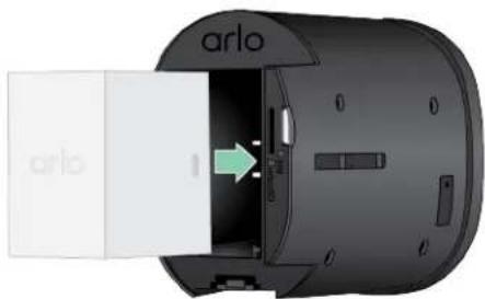 ARLO Go 2 - Insérer la batterie de la lama - 2