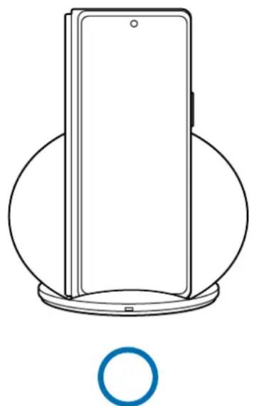 SAMSUNG Galaxy Z Fold 4 - Chargement au moyen d'un chargeur sans fil - 3