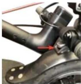 DENVER SEL10510F - Dépliage du scooter - 2