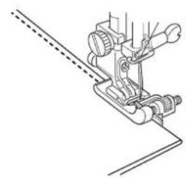 ELNA eXcellence 720 - Anbringen des offenen Stick-/StopfuBes - 2