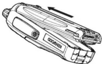 KENWOOD NX1300 - MISE EN PLACE/ RETRAIT DE LA BATTERIE - 1