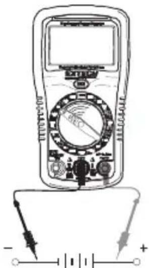 Extech EX310 - Mesures de la tension CD - 1