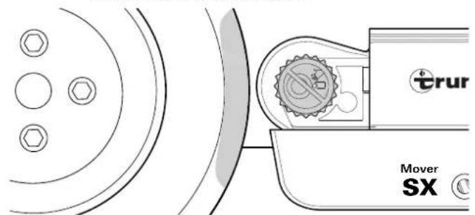 TRUMA Mover SX - Verletzungsgefahr durch falsche Anwendung des Anschwenkhebels - 1