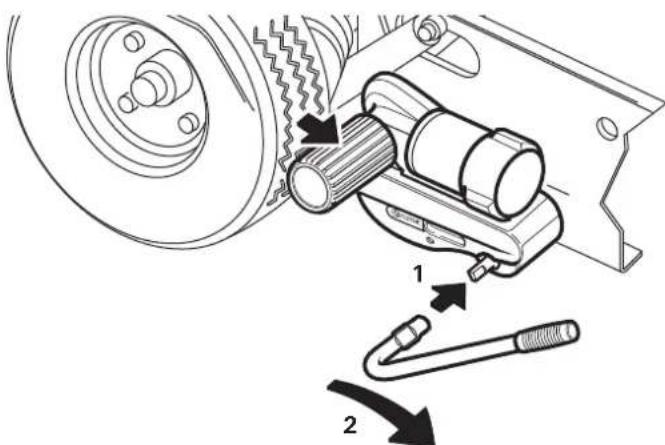 TRUMA Mover smart M - Verletzungsgefahr durch falsche Anwendung des Anschwenkhebels - 1