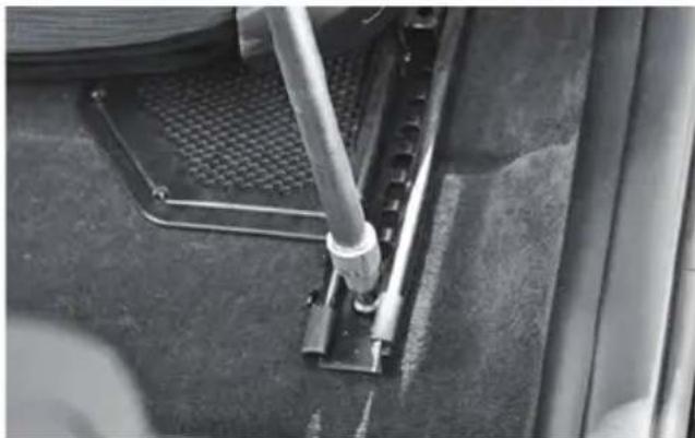 MB QUART QMB200C - Installation: - 1