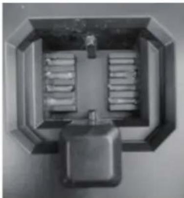MILWAUKEE M18 297622 - Installing the M18TM 500GB Control Hub - 3