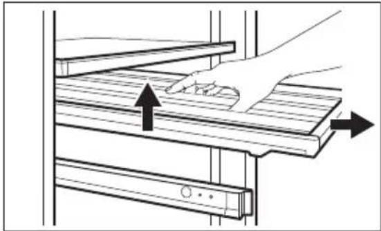 ELECTROLUX EWUD040B8B - Retrait des clayettes - 1