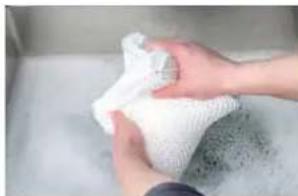 BONECO W300 - REINIGING DOOR MIDDEL VAN HANDWAS - 1