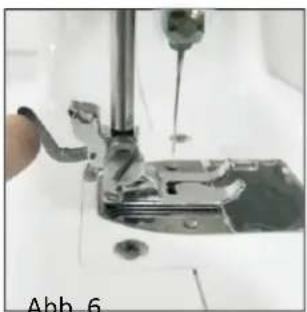 Emerio SEW121820.1 - AUSWECHSELN DES NÄHFUSSES - 3