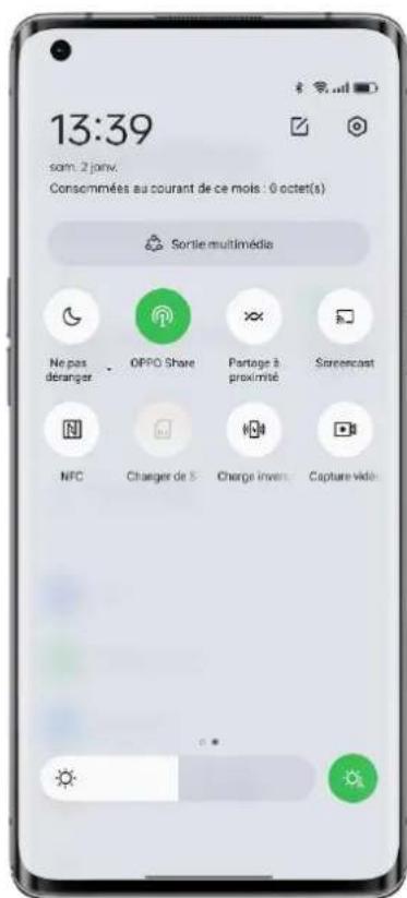 13:39 sam : 2 jenv. Consommées au courant de ce mois : 0 octet(s) Sortie multimédia Ne pas déanger OPPO Share Partage à proximité Screencast NFC Charger de S Charge invers Capture Vidéo