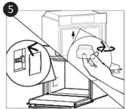 CANDY FIDC B605 L - Changer l'ampoule (en fonction du modèle de four.) - 5