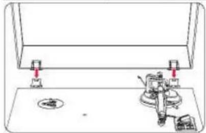 Soundmaster PL711 - HET DEKSEL, DE RIEM EN HET PLATEAU INSTALLEREN - 1