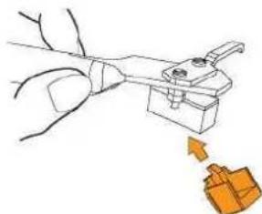 Soundmaster PL711 - Replacing the Stylus - 2