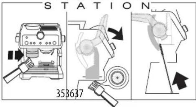 DELONGHI La Specialista Prestigio EC9355.M - Reinigung der „Smart Tamping Station" - 1